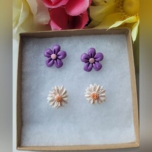 Floral Studs Set in Purple and Cream